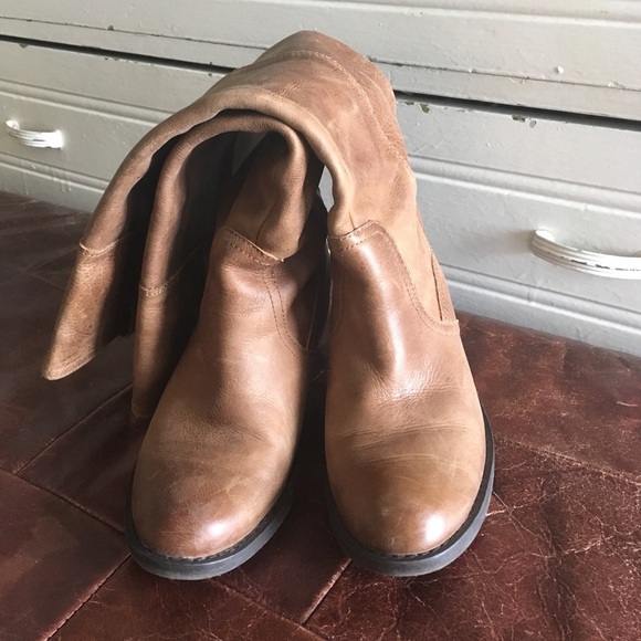 Leather Boots - Picture 4 of 5